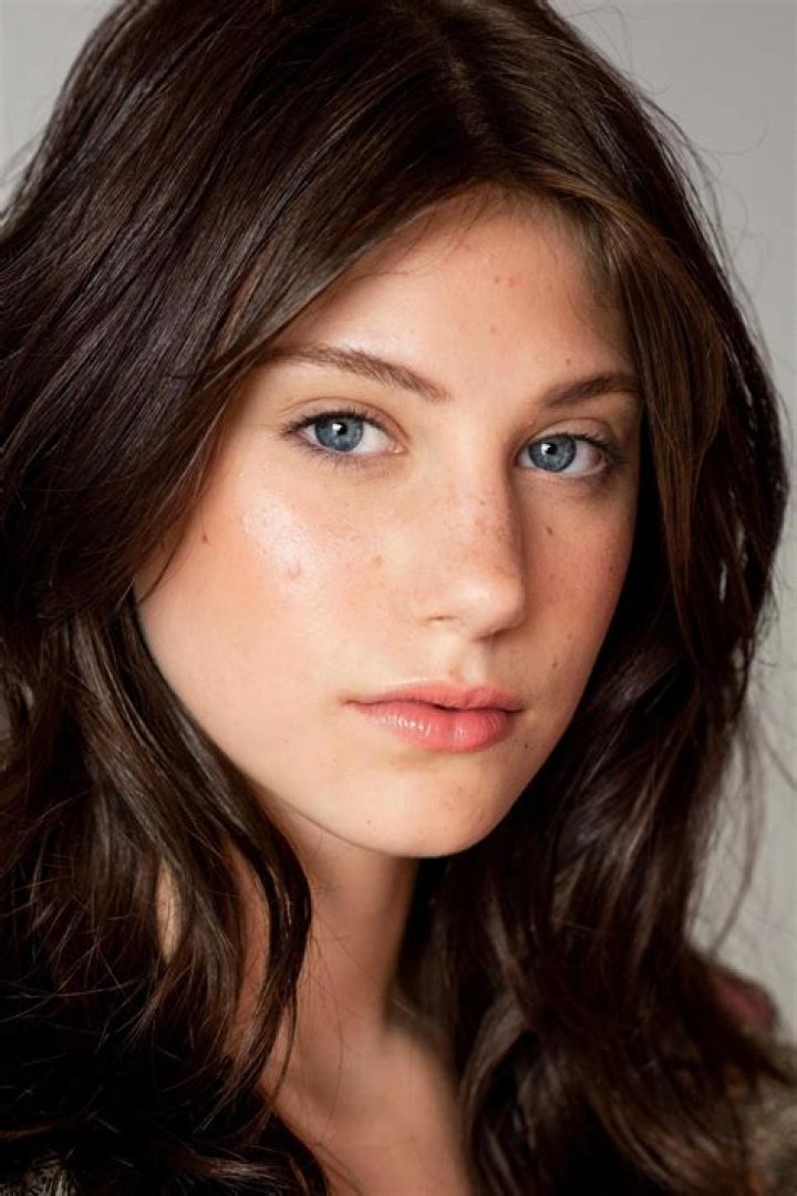 Abigail Pniowsky Wikipedia, Age, Biography, Height, Family, Instagram