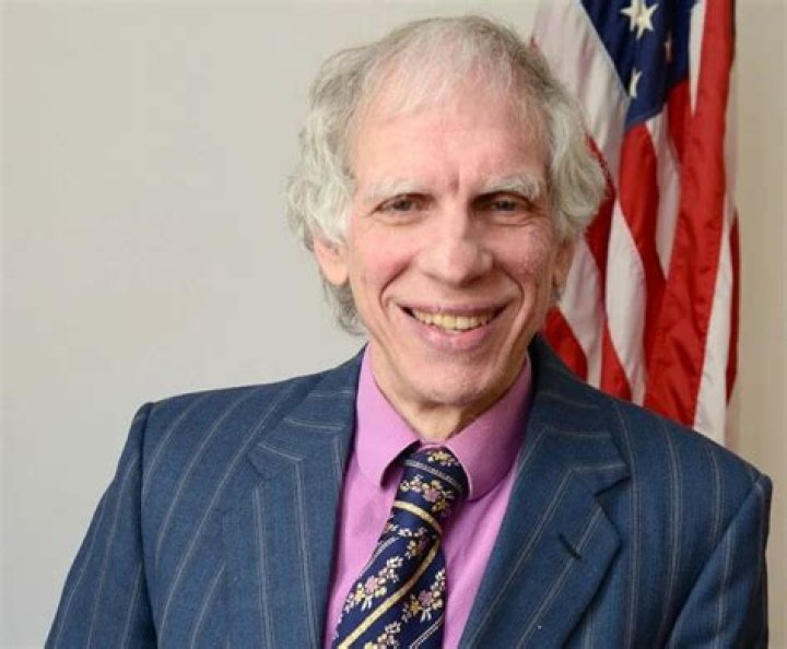 Arthur Engoron Height, Weight, Net Worth, Age, Birthday, Wikipedia, Who, Instagram, Biography