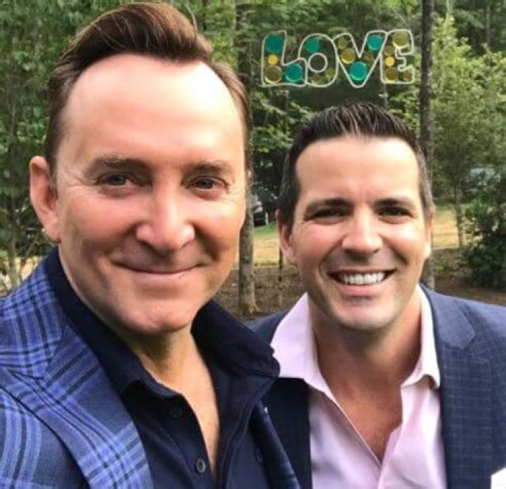 Clinton Kelly’s Husband Damon Bayles Wiki, Net Worth, Age, Occupation