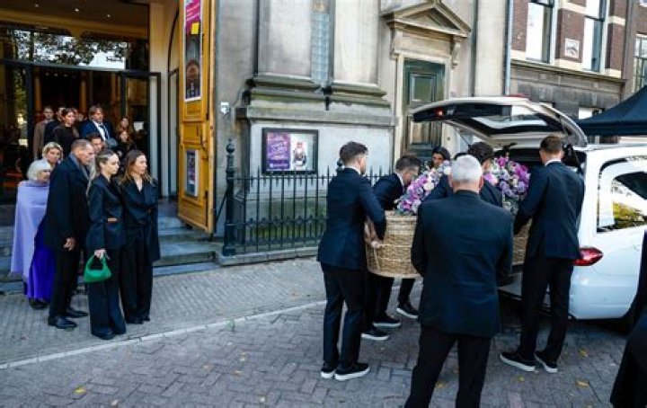 Danielle Van T Schip Kinderen: Meet Her 2 Children Davey And Estelle