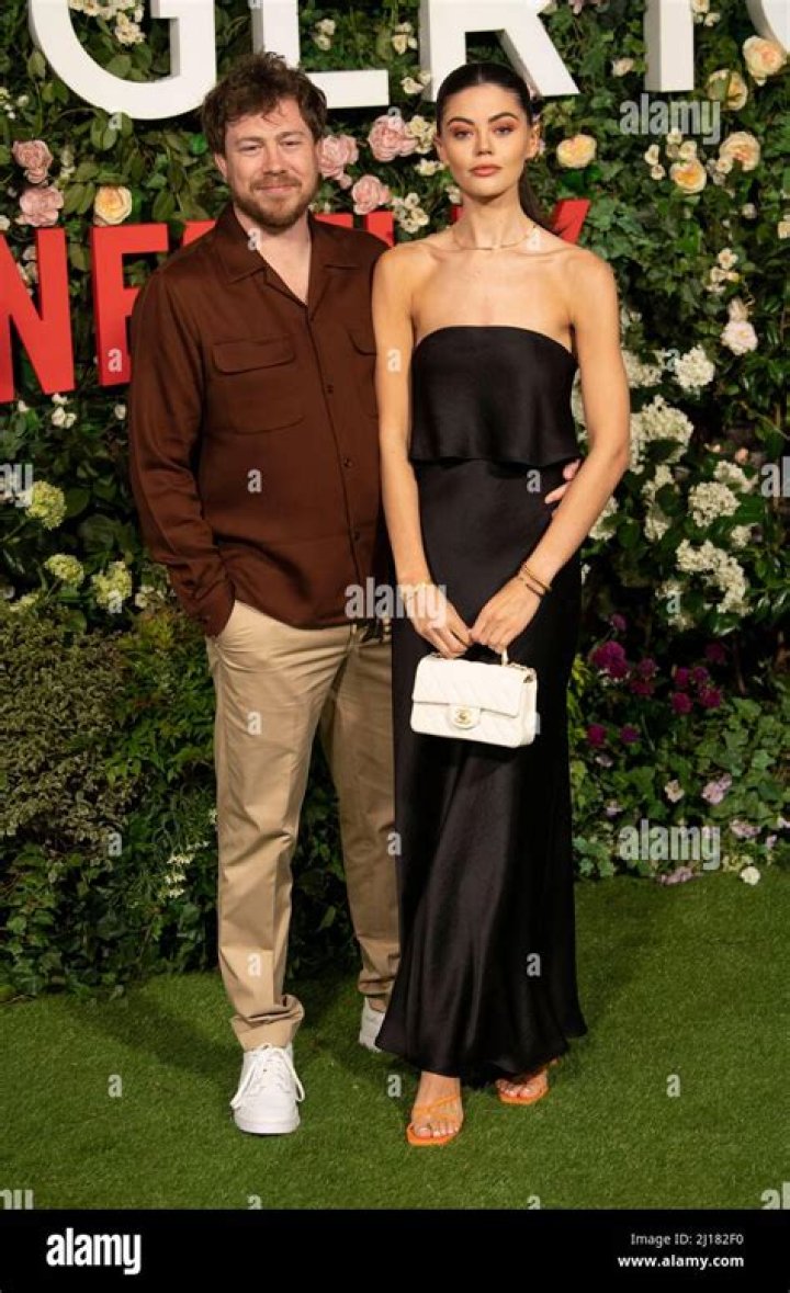 Emily Canham Bio, Family, Career, Boyfriend, Heritage, Net Worth