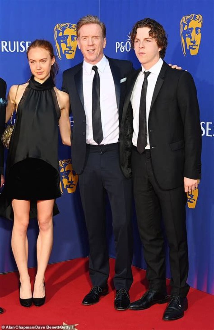 Gulliver Lewis (Damian Lewis Son) Wiki, Bio, Age, Height, Father