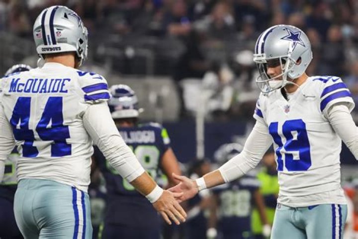 Jake McQuaide Salary Revealed: How Much Does Cowboys Long Snapper