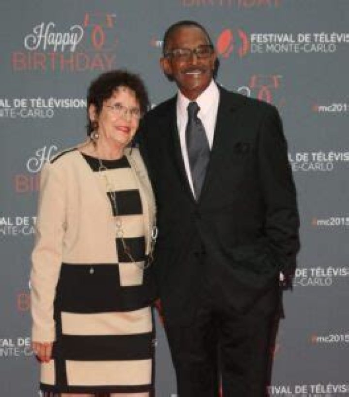 Jason Connery Bio, Wiki, Age, Height, Family, Wife, Son, Net Worth, Dr Who, Smallville, Movies and TV Shows