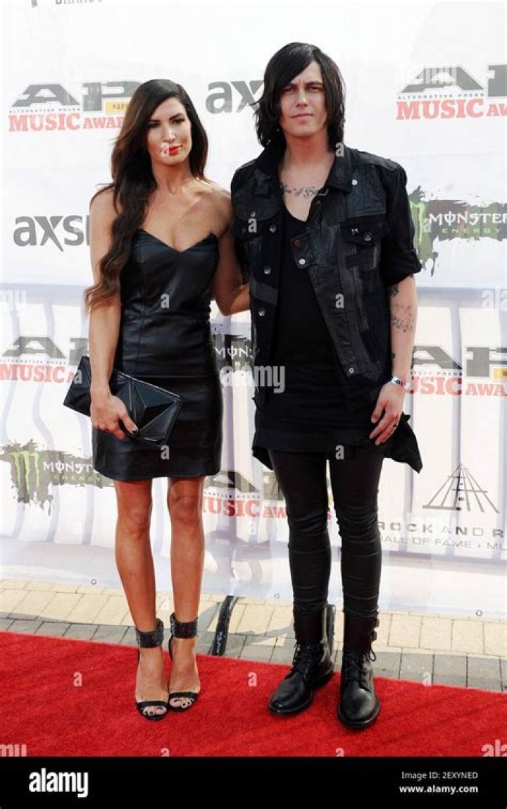 Kellin Quinn Bio, Wiki, Age, Family, Wife, Sleeping With Sirens, and Net Worth