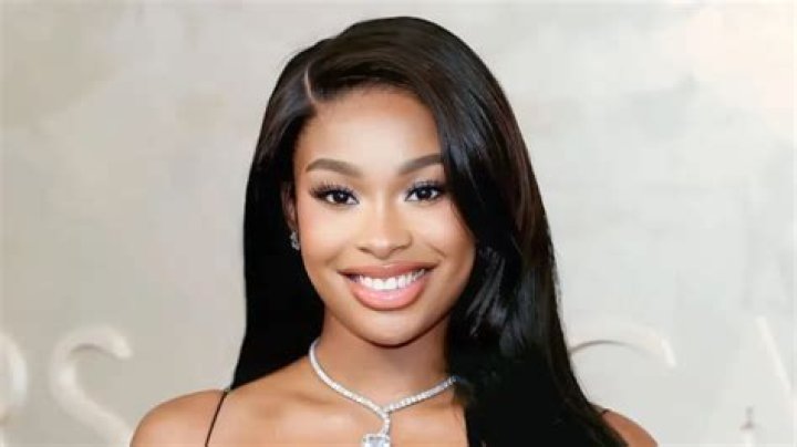 L.Q. Jones Net Worth, Income, Salary, Earnings, Biography