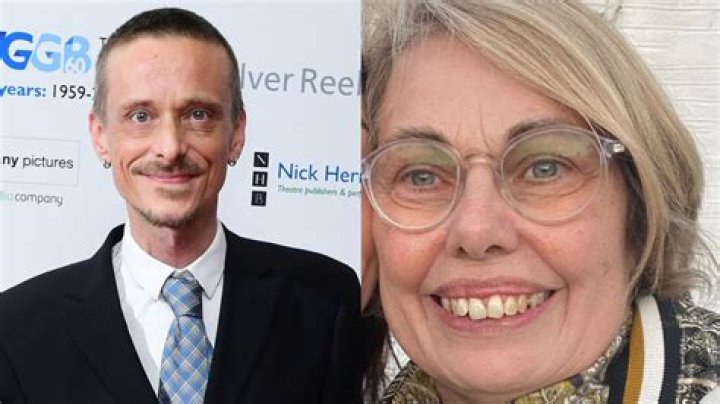 Mackenzie Crook Height, Weight, Net Worth, Age, Birthday, Wikipedia, Who, Nationality, Biography