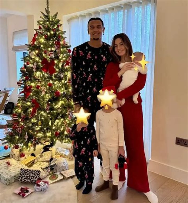 Manuel Akanji Bio, Net Worth, Wife, Parents, Age, Facts, Transfer