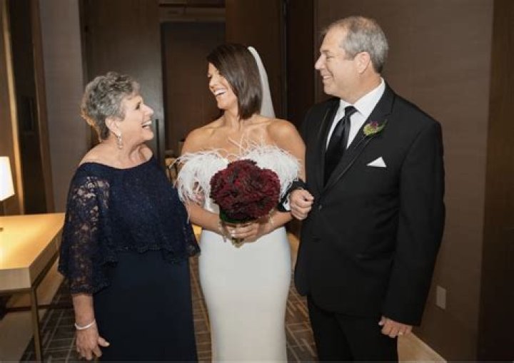 Meet Dana Jacobson Husband Sean Grande: How Rich Is The CBS Sports Reporter?