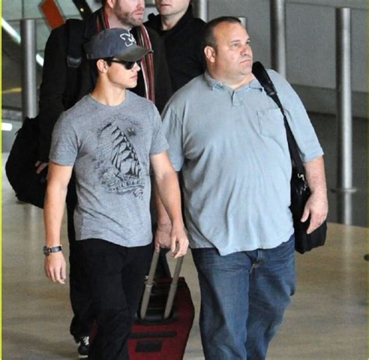 Meet Taylor Lautner Siblings Makena Moore | Parents And Family