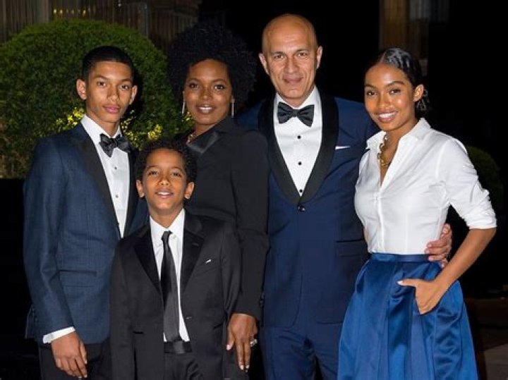 Meet Yara Shahidi Parents – Afshin Shahidi and Keri Shahidi