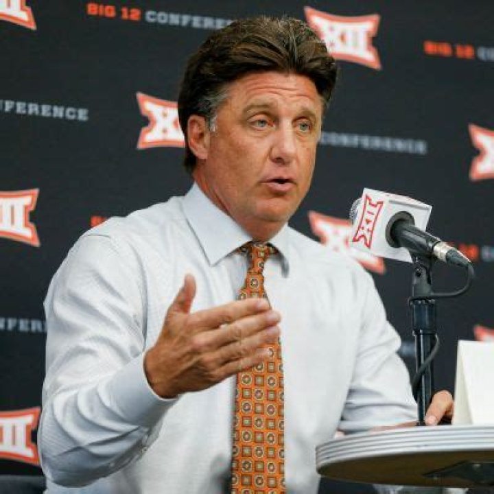 Mike Gundy Age | How Old Is He | Family And Career Highlights