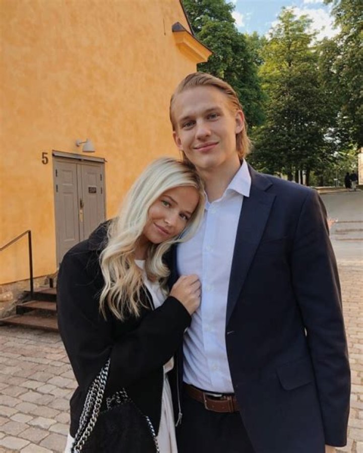 Oskar Lindblom Girlfriend Or Wife: What Happened To Alma Lindqvist? Meet Her On Instagram