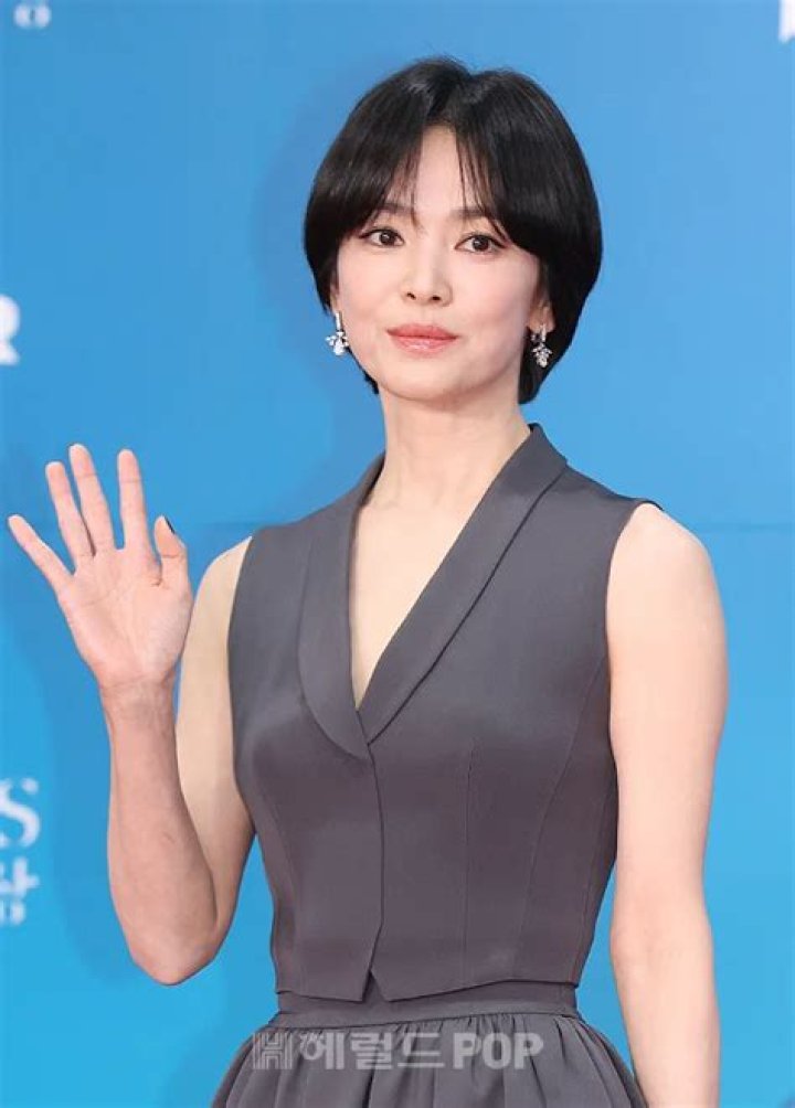 Song Hye-Kyo Wiki, Bio, Age, Height, Weight, Drama Series, Awards List