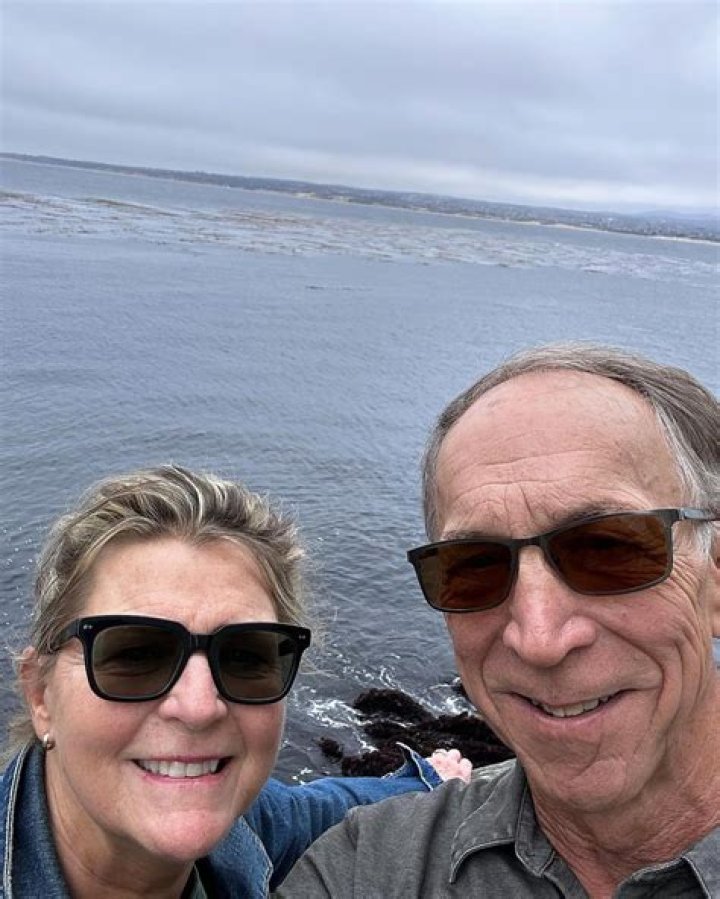 Who Are Nikki Glaser Parents? Edward J. Glaser And Julie E. Glaser