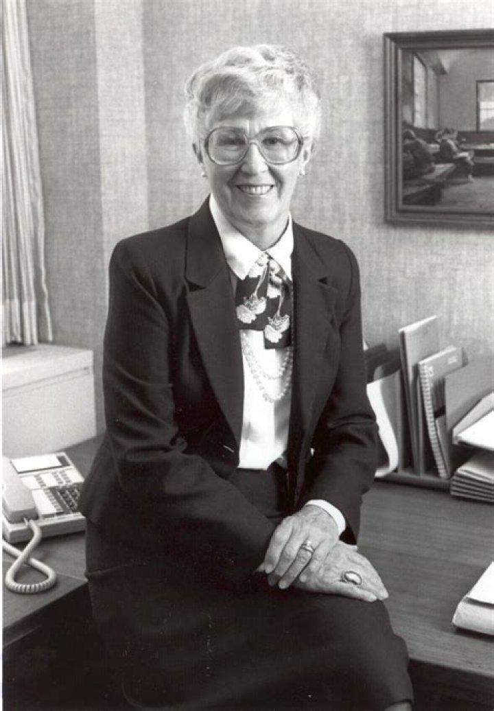 Who is Loretta Devine? Find Net Worth, Quote, Awards, Fact, Wiki